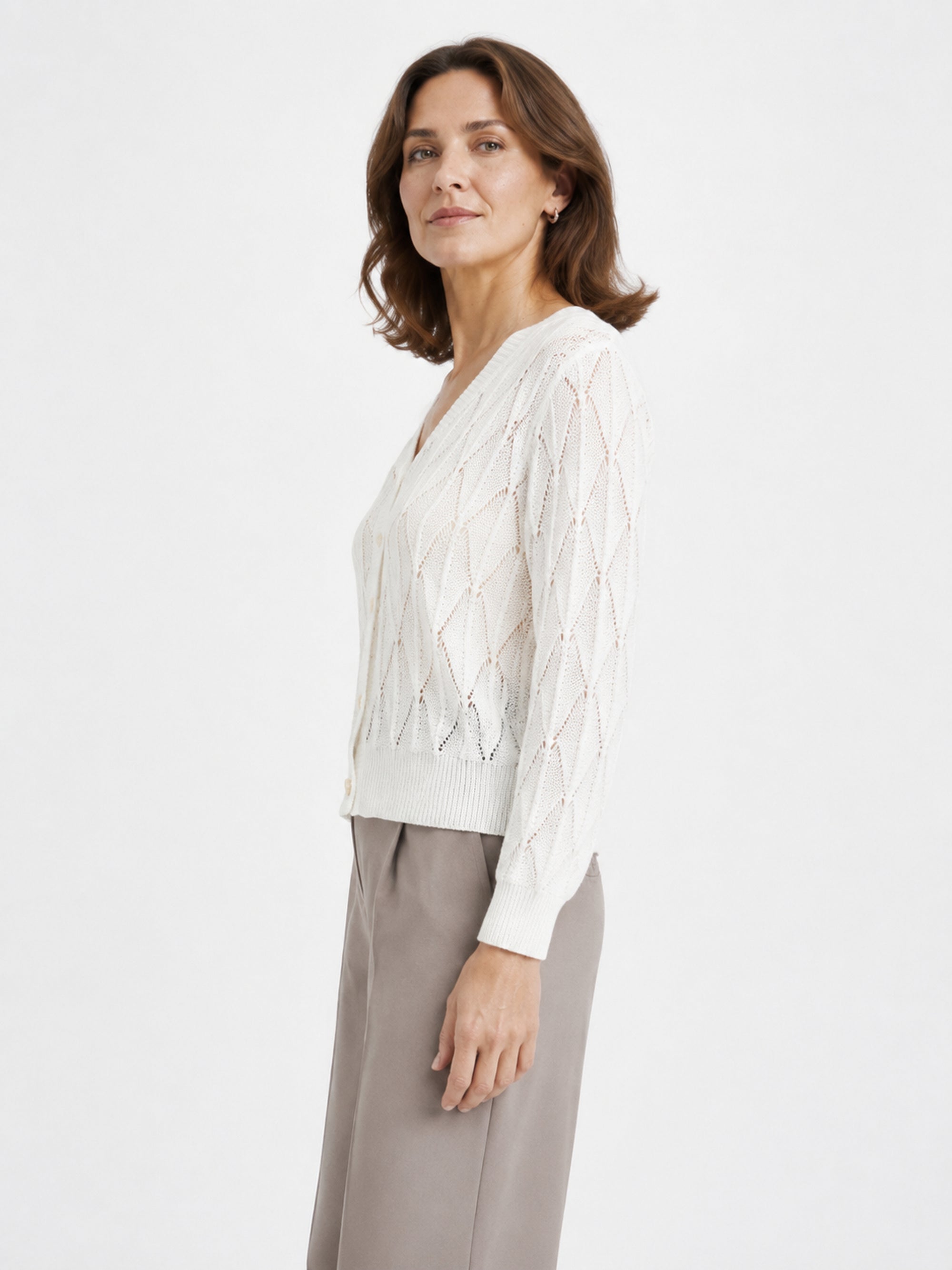 MY021 white openwork v-neck three-quarter sleeve cardigan side model view