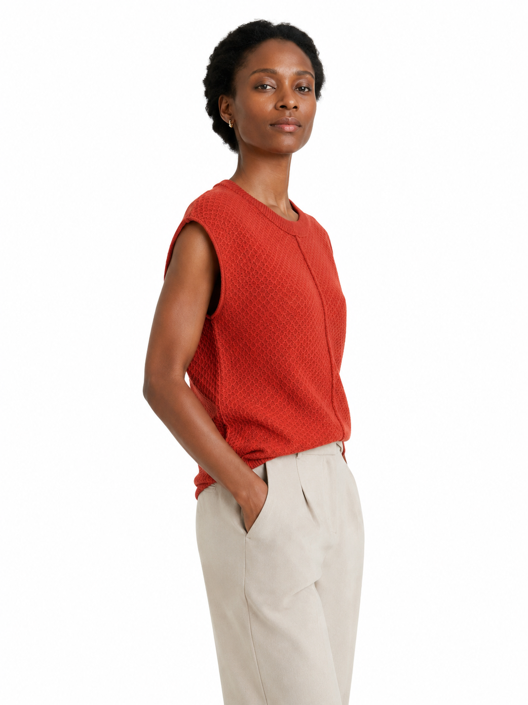 MY017 red textured sleeveless sweater tank side model view