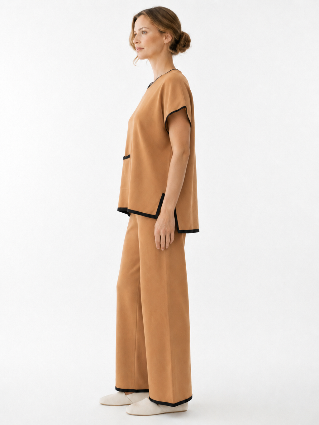 MY001 brown contrast-trim sleeveless knit set side model view