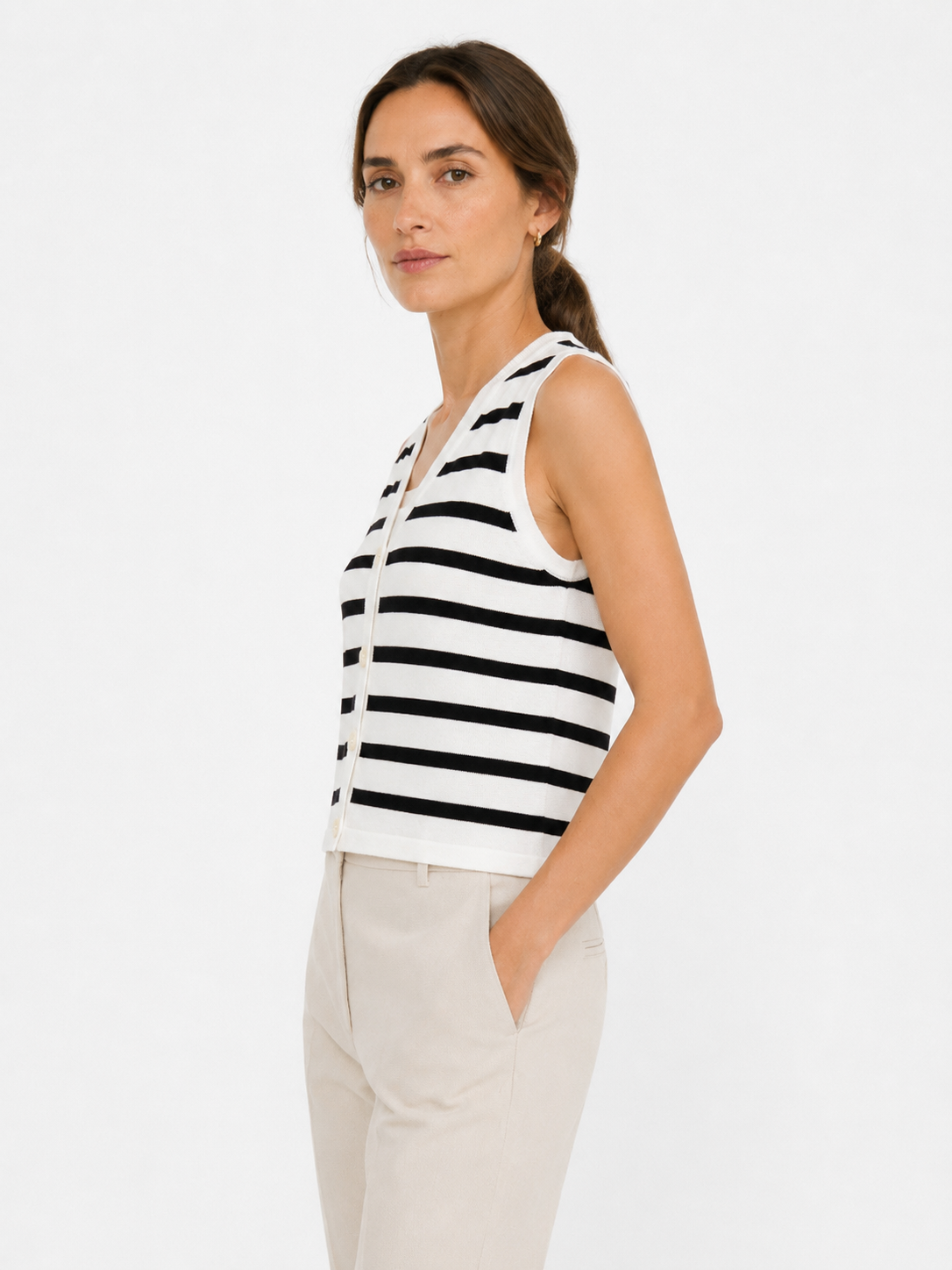 MY018 white striped sleeveless knit cardigan vest side model view