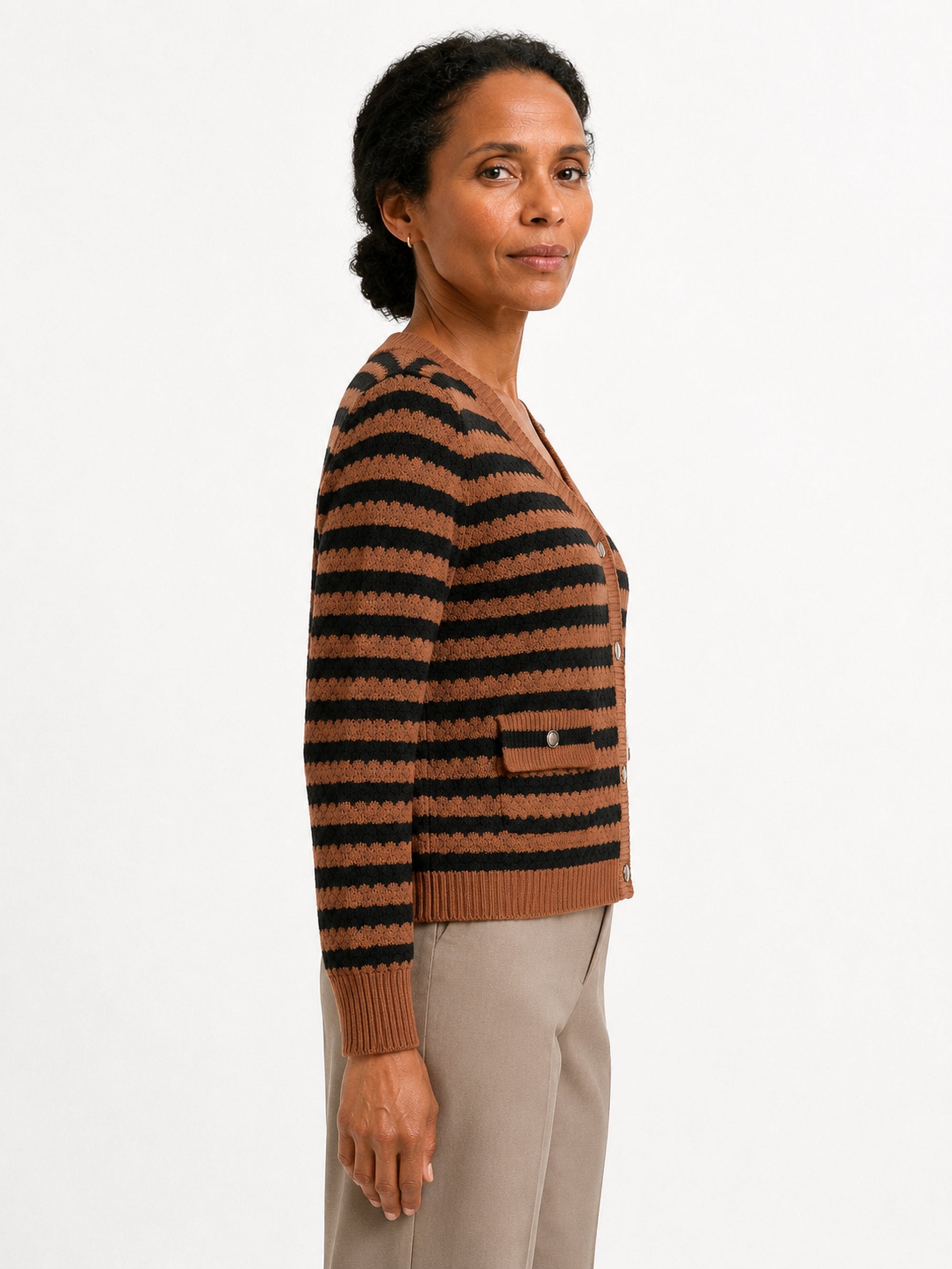 MY009 brown cropped textured knit cardigan side model view
