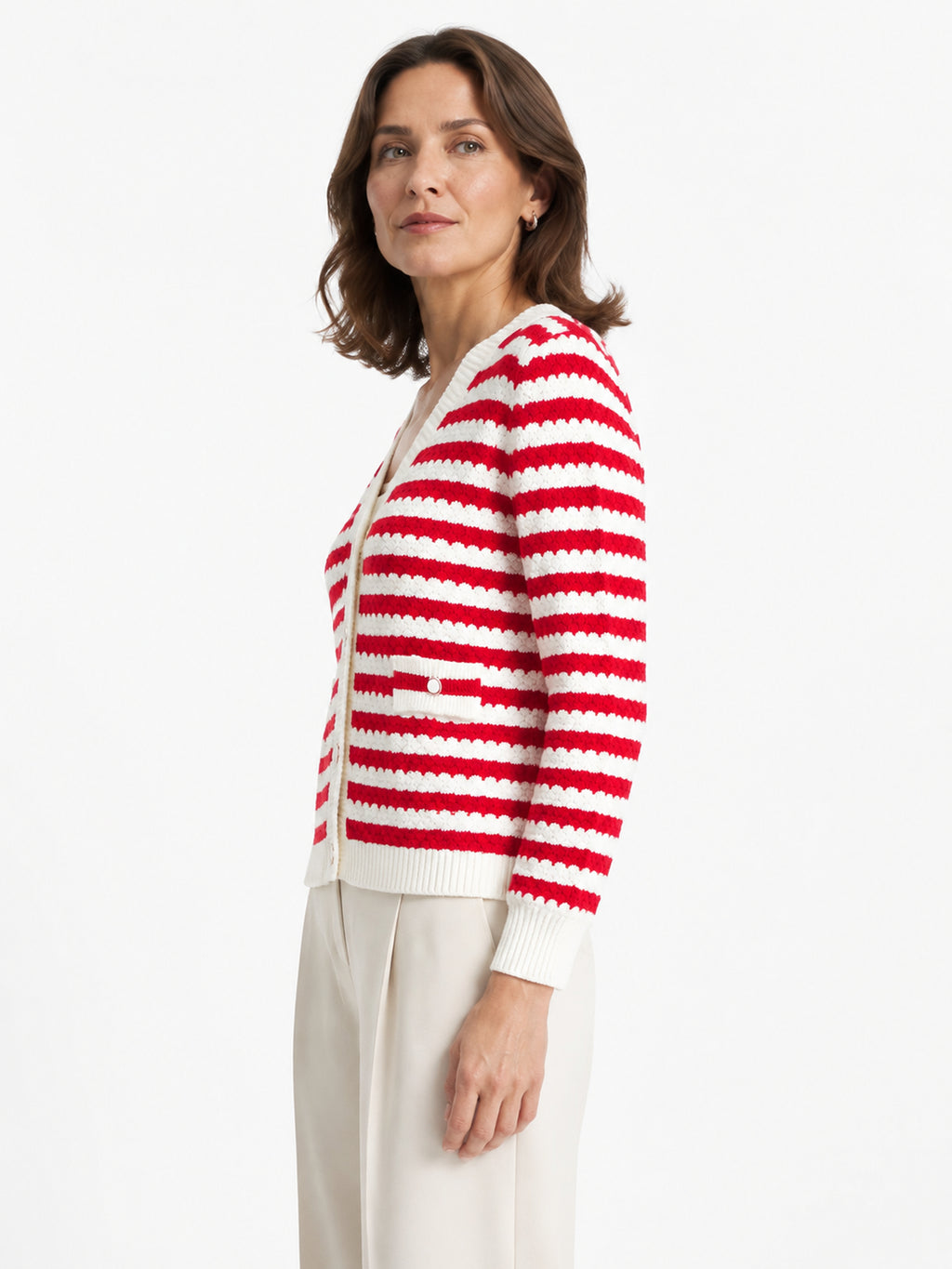 MY009 red cropped textured knit cardigan side model view