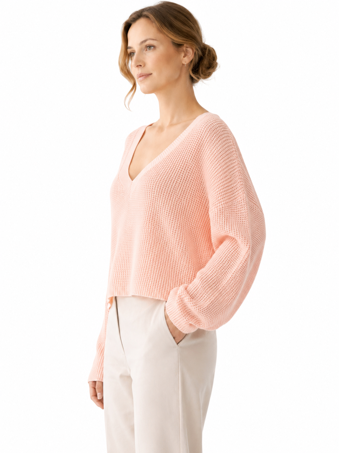 MY016 soft pink cropped v-neck knit sweater side model view