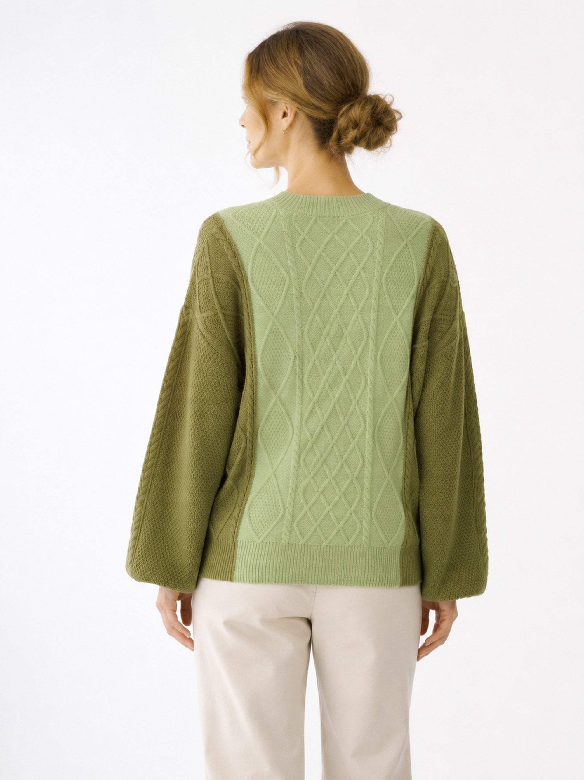 MY005 green textured cable-knit pullover sweater back model view