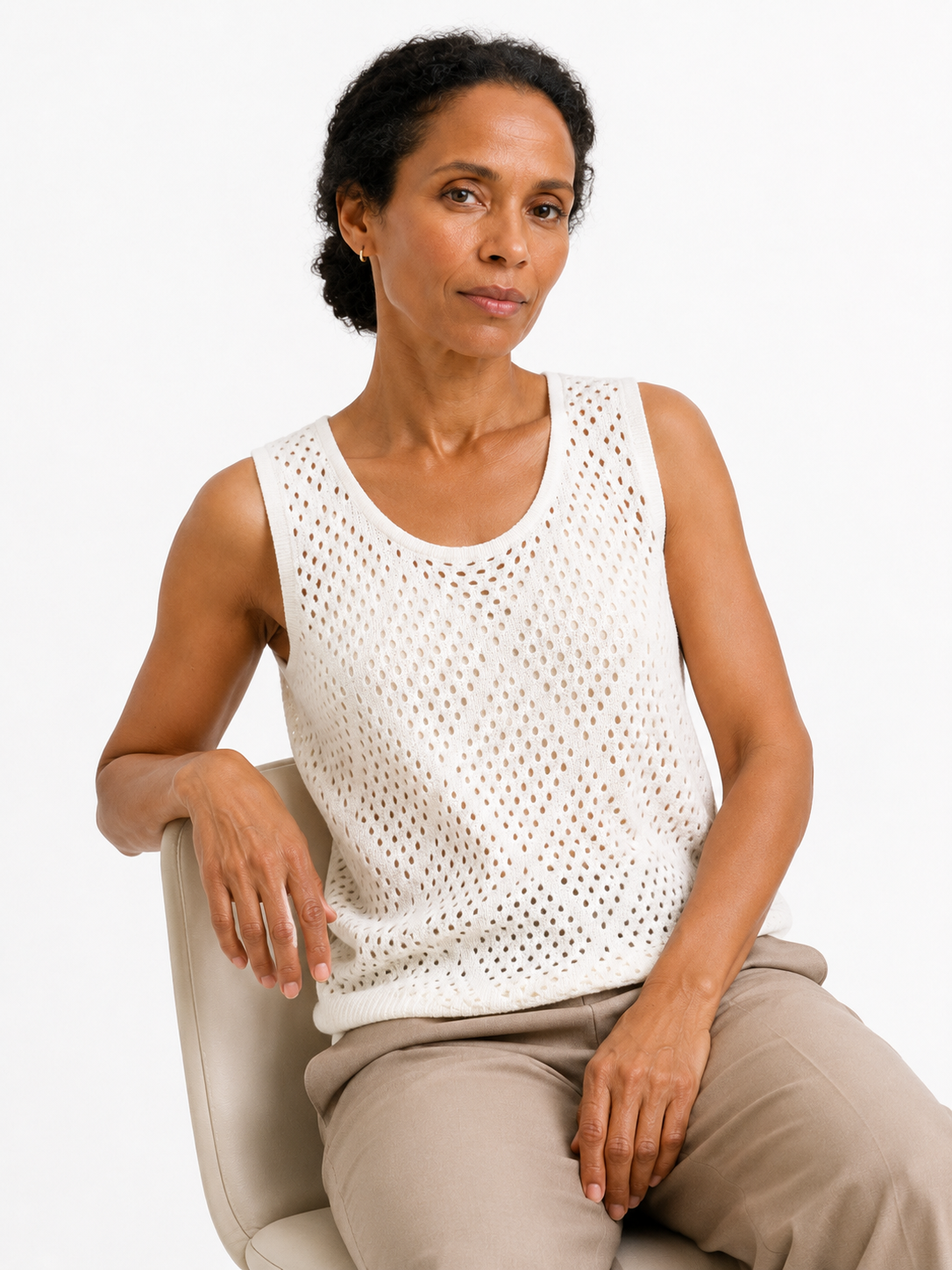 MY019 white open-knit sleeveless sweater tank back model view