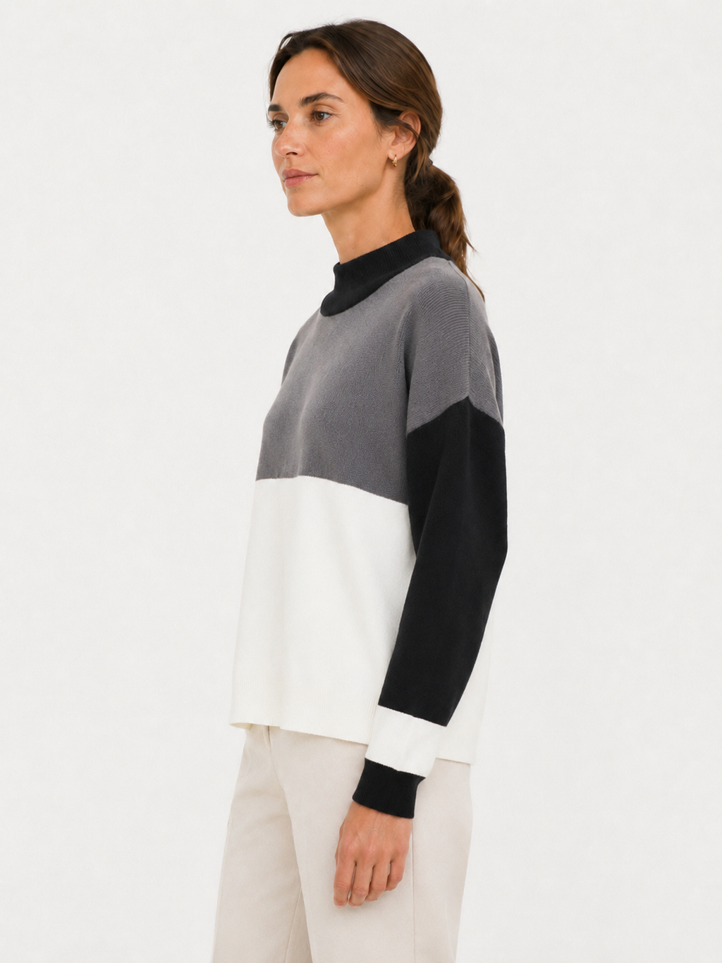 MY007 gray wide-neck striped knit pullover side model view