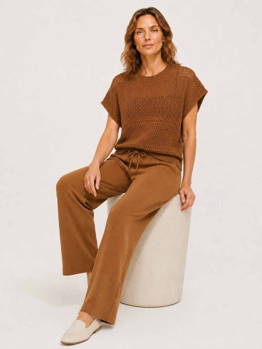 MY010 brown open-knit sleeveless top & pants set seated model view