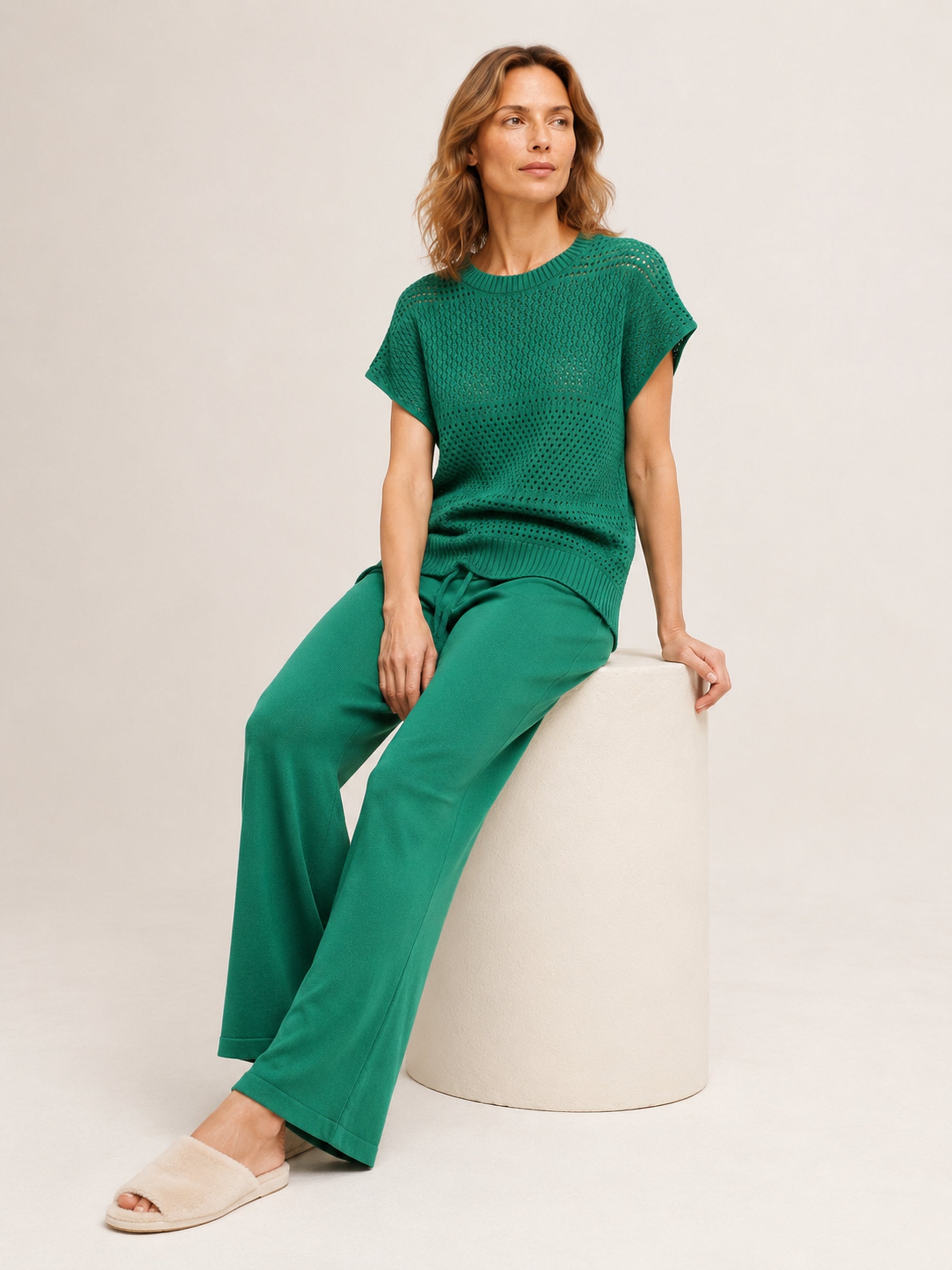 MY010 green open-knit sleeveless top & pants set seated model view