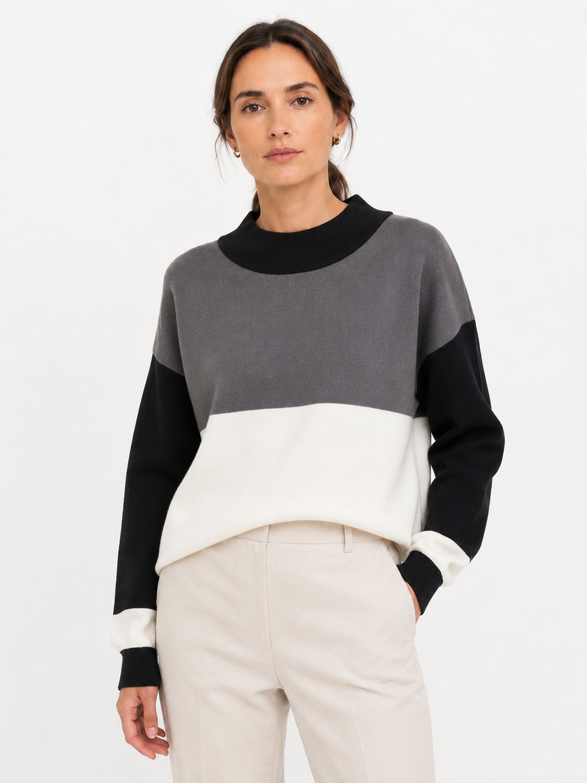 MY007 gray wide-neck striped knit pullover front model view