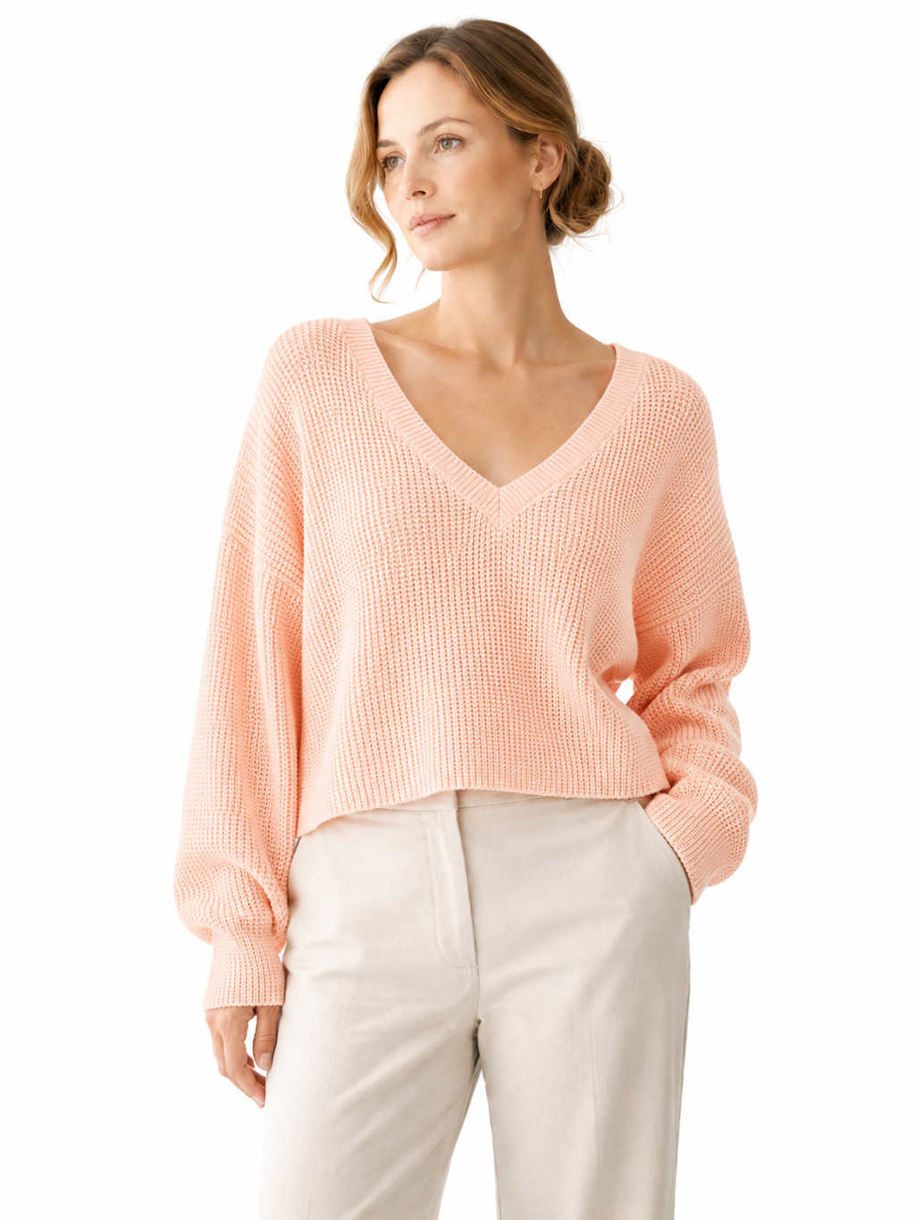 MY016 soft pink cropped v-neck knit sweater full-body model view