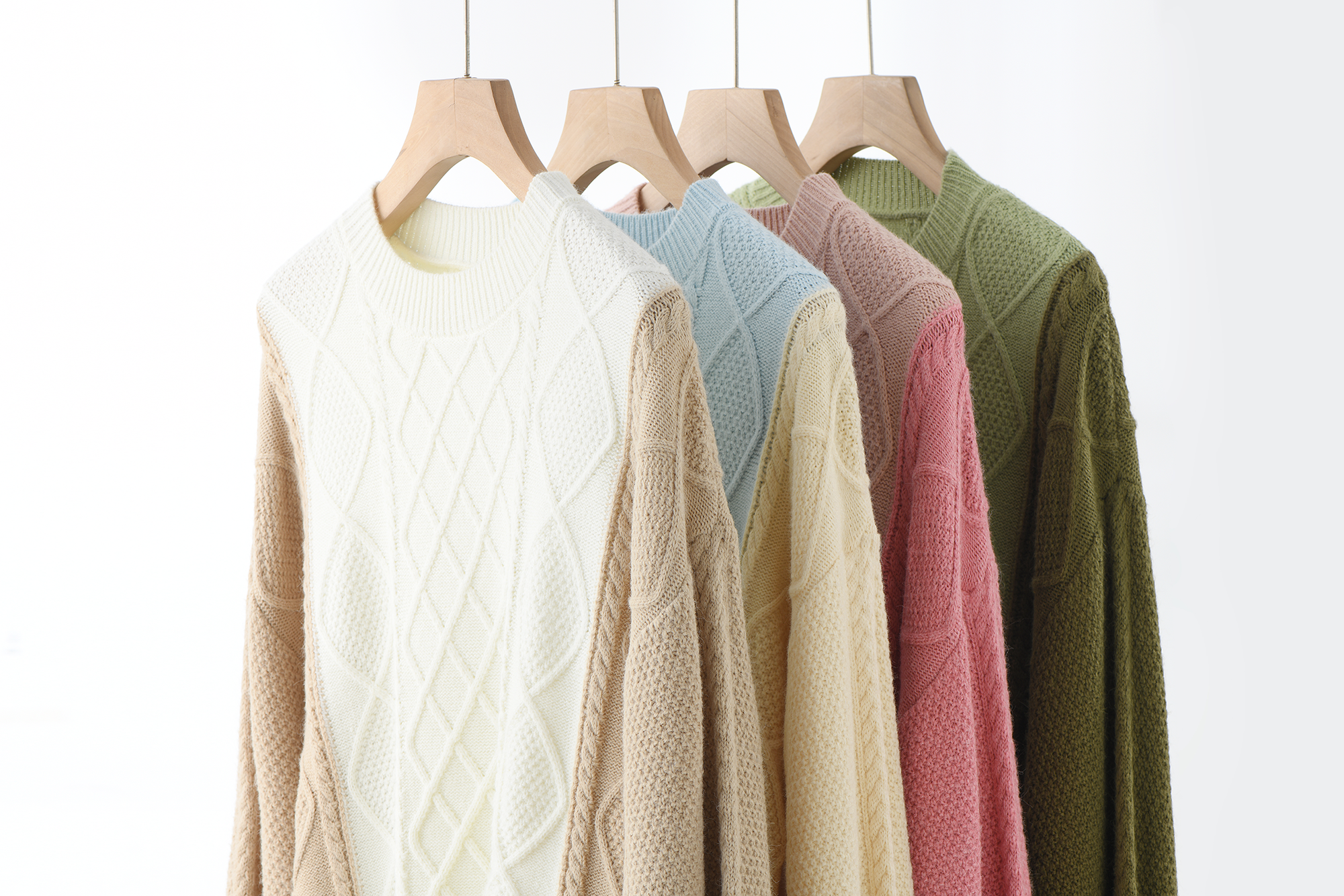 Women's Chunky Cable Knit Pullover Sweater, Textured Long Sleeve Top